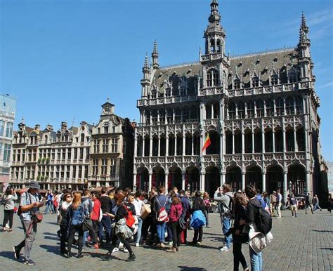 30 imprescindibles que ver en Bélgica ciudades bonitas y castillos