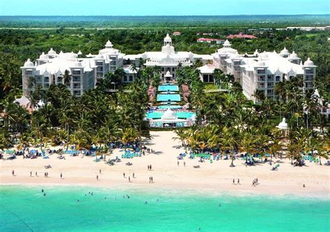 Pin by Avery Gordon on Vacation | Riu palace punta cana, Punta cana ...