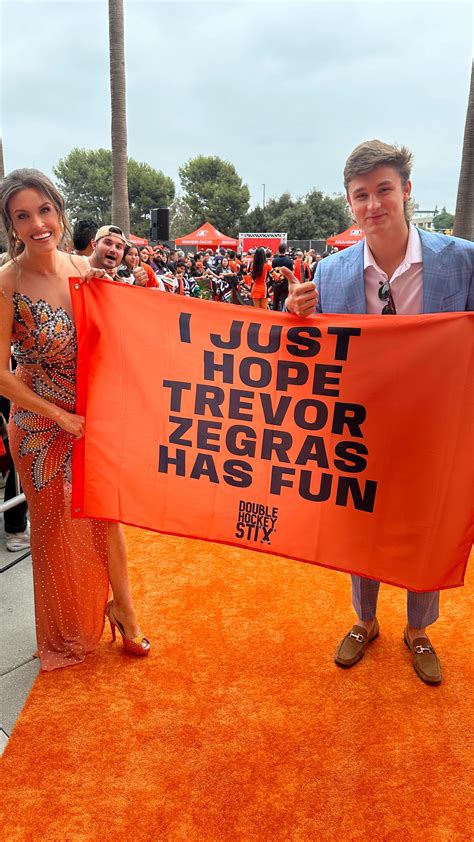 𝔸𝕝𝕪 𝕃𝕠𝕫𝕠𝕗𝕗 Had The Best Time At The Anaheimducks Orange Carpet Nhl