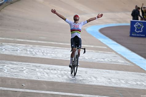 Van Der Poel Laat Monden Openvallen Met 60 Kilometer Solo Aan 47 8 Per