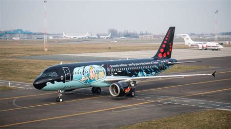 Un Avion Aux Couleurs De Tintin A Atterri Aujourdhui Bordeaux