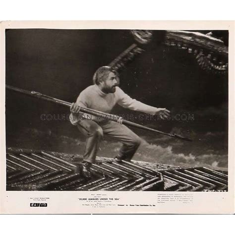 20 000 LEAGUES UNDER THE SEA US Press Still N4 8x10 1954 R1963