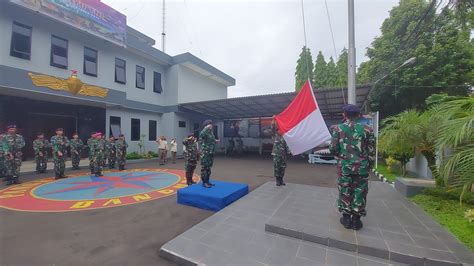 Komandan Lanal Bandung Pimpin Upacara Bendera An Lanal Bandung