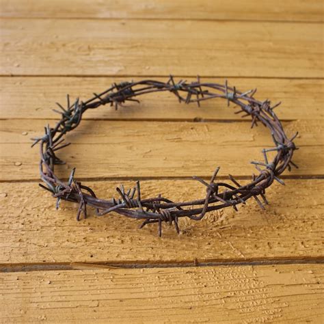 Barbed Wire Wreath - Etsy