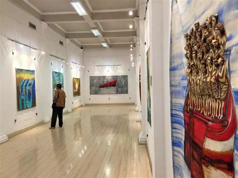 Esta Artista Cubana Fue Escogida Para Exhibir Su Obra En Una Importante