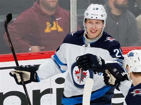 Patrik Laine Now Leads The League After Scoring 11 Goals In His Last 4 ...