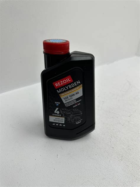 Полусинтетическое 4-тактное масло SAE 10W-40 API SJ/CF 0,946 л REZOIL ...