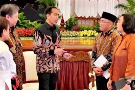 Selain Sampaikan Pengumuman Kenaikan Gaji Pns Pada Agustus Presiden