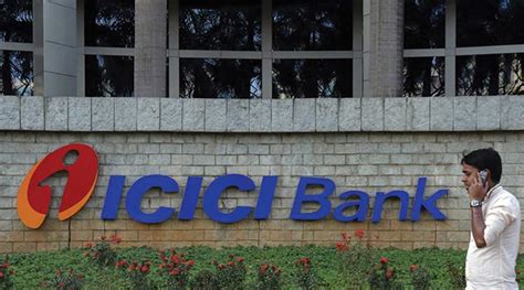 At Rs 7 558 Cr Icici Banks Q2 Net Profit Jumps 37 Business News