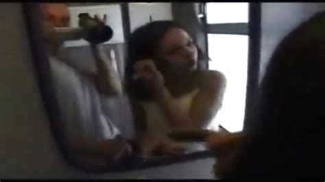 Franse Brunette Geneukt In De Trein Porndroids