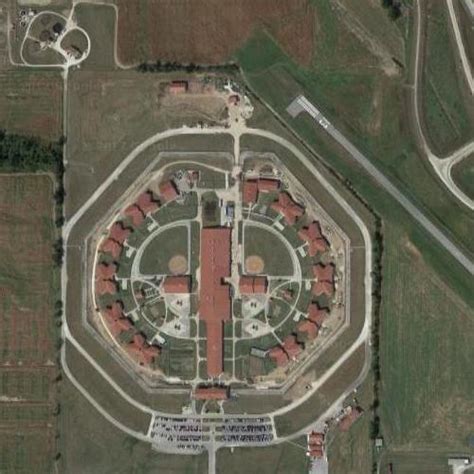 Northeast Correctional Center in Bowling Green, MO - Virtual Globetrotting