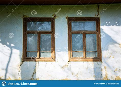 Casa Abandonada Na Rep Blica De Moldova Foto De Stock Imagem De Casa