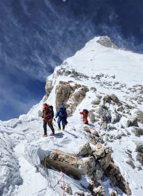 Absolutely Surreal Bay Area Climber Summits Mount Everest