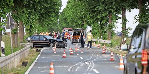 J Hriger Autofahrer Stirbt Nach Berholman Ver Zwischen Farmsen Und