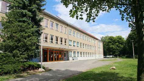 Geh Und Radweg Vor Marienthaler Schule Wird Erneuert Radio Zwickau