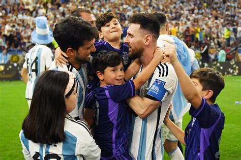 Argentina é Campeã Do Mundo As Imagens Do Longo Jogo E Da Festa No Relvado Observador