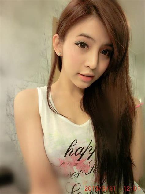 Lào Ngắm những cô nàng hot girl nổi tiếng nhất nước Lào