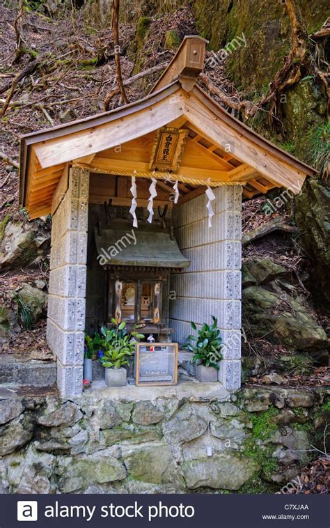 shinto shrine japanese buildings japanese shrine