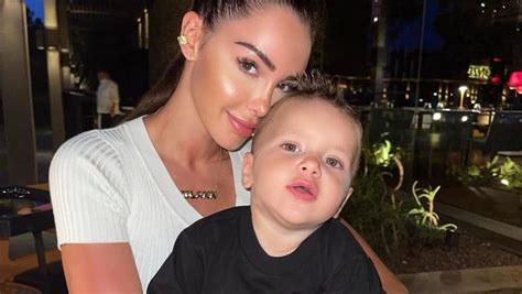 Nabilla Sur Le Point Davoir Un Me Enfant Avec Thomas Vergara