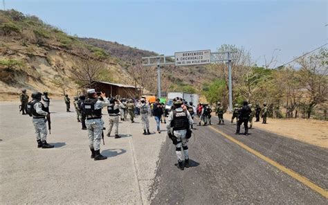 Bloquean Entrada A Chichihualco Exigen Salida De Civiles Armados El