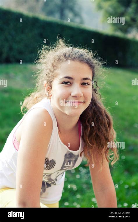 12 Jahre Altes Mädchen Fotos Und Bildmaterial In Hoher Auflösung Alamy