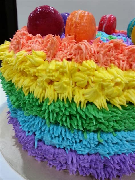 Zeti Hot Oven 365 Hot Oven Rainbow Cake With Macaron