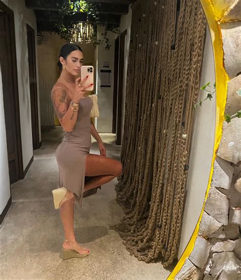 Mattie Lynn on Twitter: "Right where I need to be 🌴 https://t.co