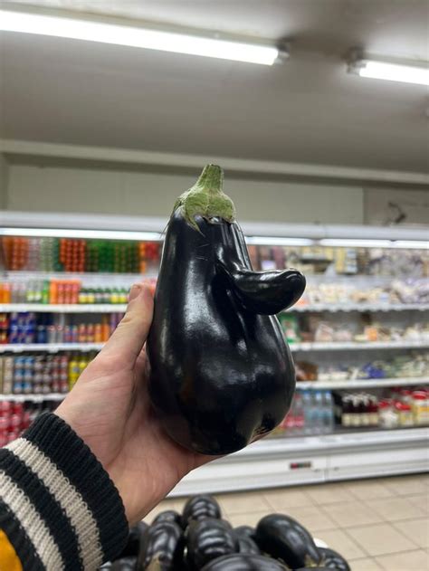 Aubergine emoji : r/KitchenConfidential