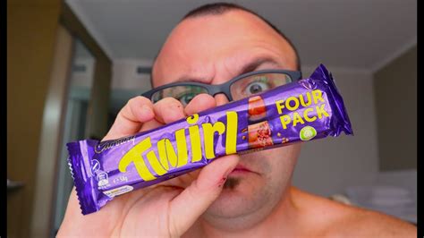 Ho Provato Per La Prima Volta La Barretta Cadbury Twirl Youtube