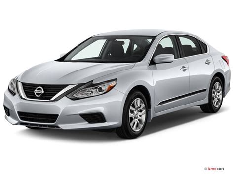 2017 Nissan Altima Review, Pricing, & Pictures | U.S. News