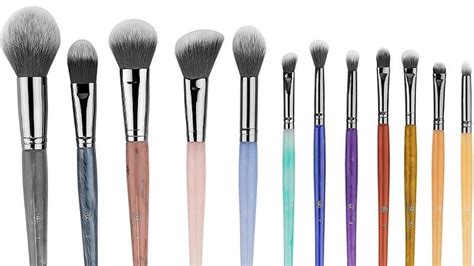 Our Favorite Makeup Brush Set The List Beauty Awards