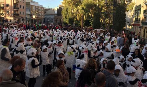 La Cabalgata Del Humor Y La Firma En El Libro De Honor Del Ayuntamiento