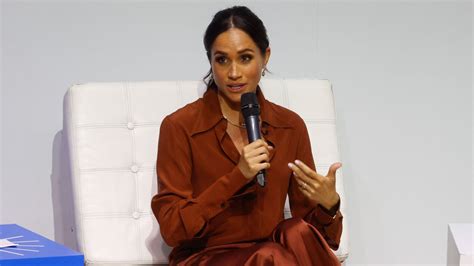 Meghan Markle Az Alkalmazottai Szerint Egy Dikt Tor Life