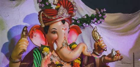 गणेश चालीसा ᐈ Shri Ganesh Chalisa Lyrics In Hindi With Meaning And Pdf Lyrics Chalisa