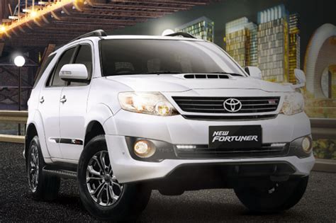 Perbedaan Fortuner Trd Dan Biasa Maen Mobil