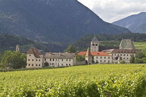 Guide To The Abbey Of Novacella What To See And What To Do Wine Dharma