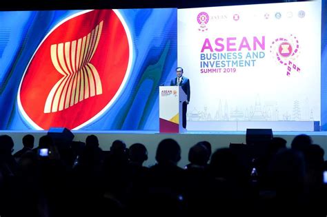 Trade Talks In Balance At Southeast Asian Leaders Summit