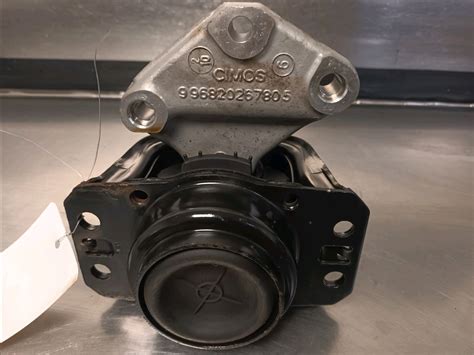 Engine mount CITROËN C4 Picasso I MPV UD 1 6 HDi 9641981 B Parts