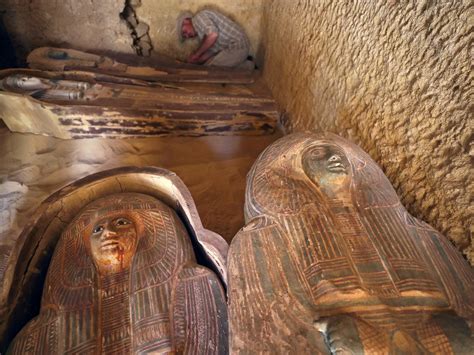 Ancient Egypt Pyramids And Tombs