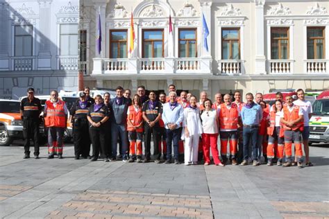 Guarinos agradece el trabajo de Protección Civil y Cruz Roja durante