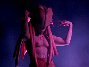 HANNAH HUESTON Nude AZNude