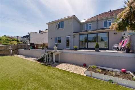 Briar Road Hartley Plymouth Pl3 4 Bedroom End Terrace House For Sale