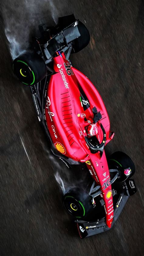 Pin tillagd av Yasmin på formula 1