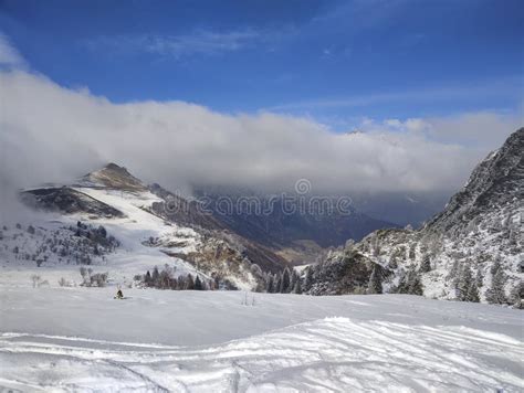 Piste De Ski Sur La Station De Piani Di Bobbio Photo Stock Image Du