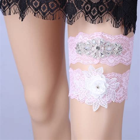 2019 Pink Flower Crystal Applique Sexy Lace Wedding Garter Set Bride