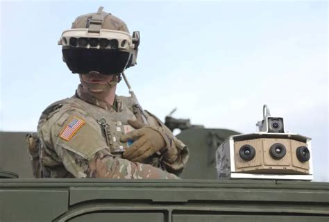 US Army Trials IVAS Goggles on Airborne Troops