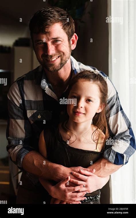 Portrait Dun Homme Avec Sa Fille Banque De Photographies Et Dimages à