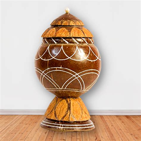 Coconut Shell Handicrafts OrumIndicus