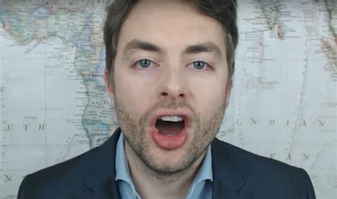 9 Books Infowars’ Paul Joseph Watson Needs To Eat