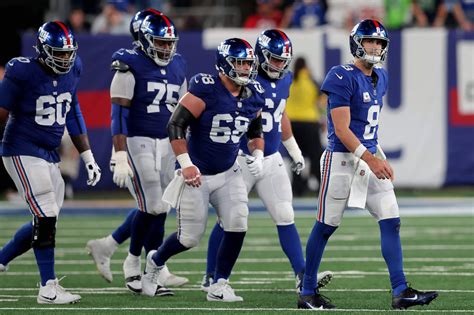 giants o line 8